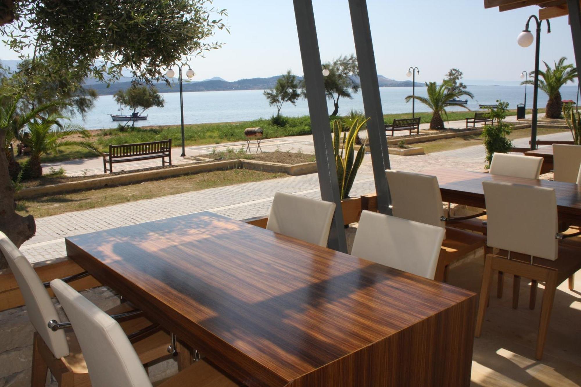 Hotel Aura Boutique Lixouri Esterno foto